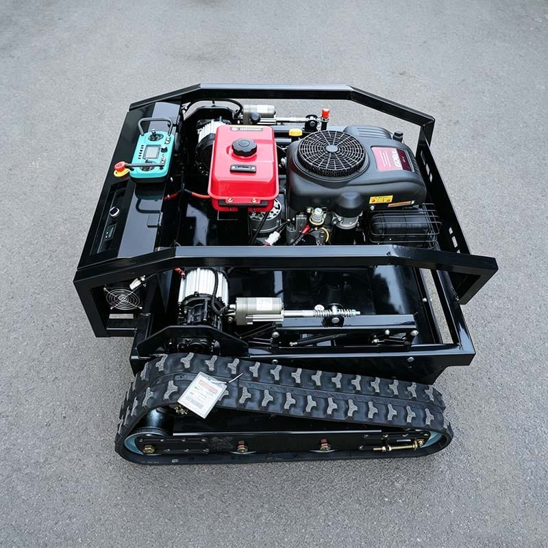 csj hs1000 remote control mower side CSJ-HS1000 Crawler Lawn Mower - Image 3