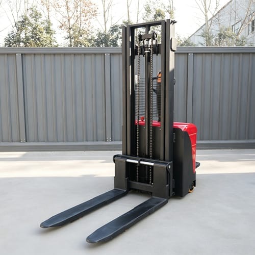 cshf z20 stand on electric stacker front angle 1 CSHF-Z20 Stand-on Electric Stacker - Image 2