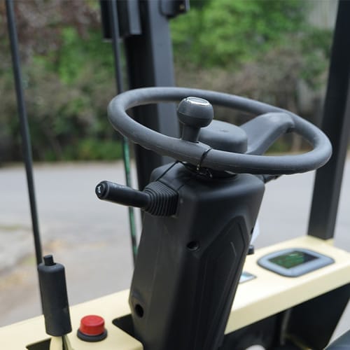 cshz 15 electric forklift steering wheel dashboard CSHZ-15 1.5Ton Electric Forklift - Image 4