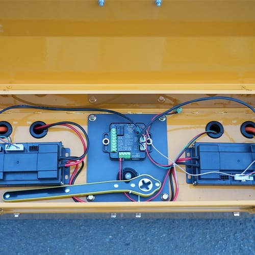 csj lj1000 remote control mower power panel CSJ-LJ1000 Crawler Lawn Mower - Image 5