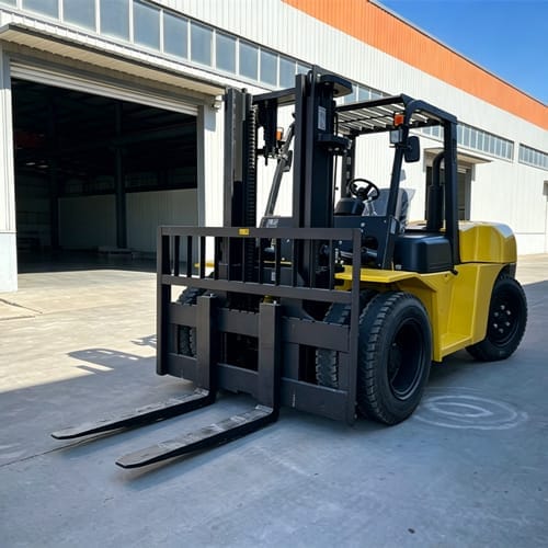 csqd 80 8.0t diesel counterbalance forklift front CSQD-80 8.0Ton Diesel Forklift Truck - Image 3